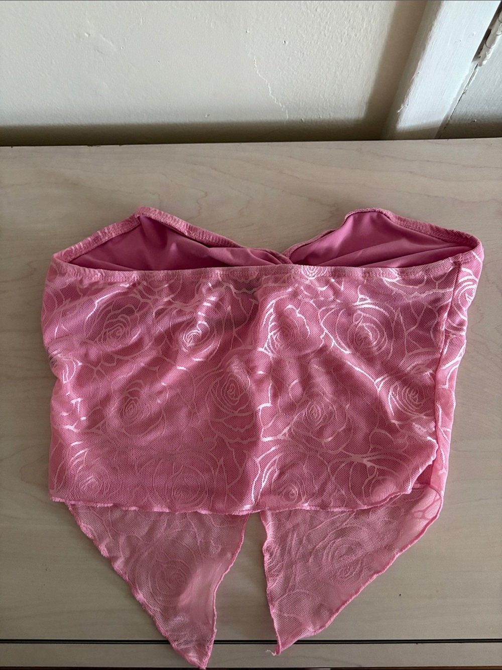 Pink Rose-Pattern top - Picture 2 of 2